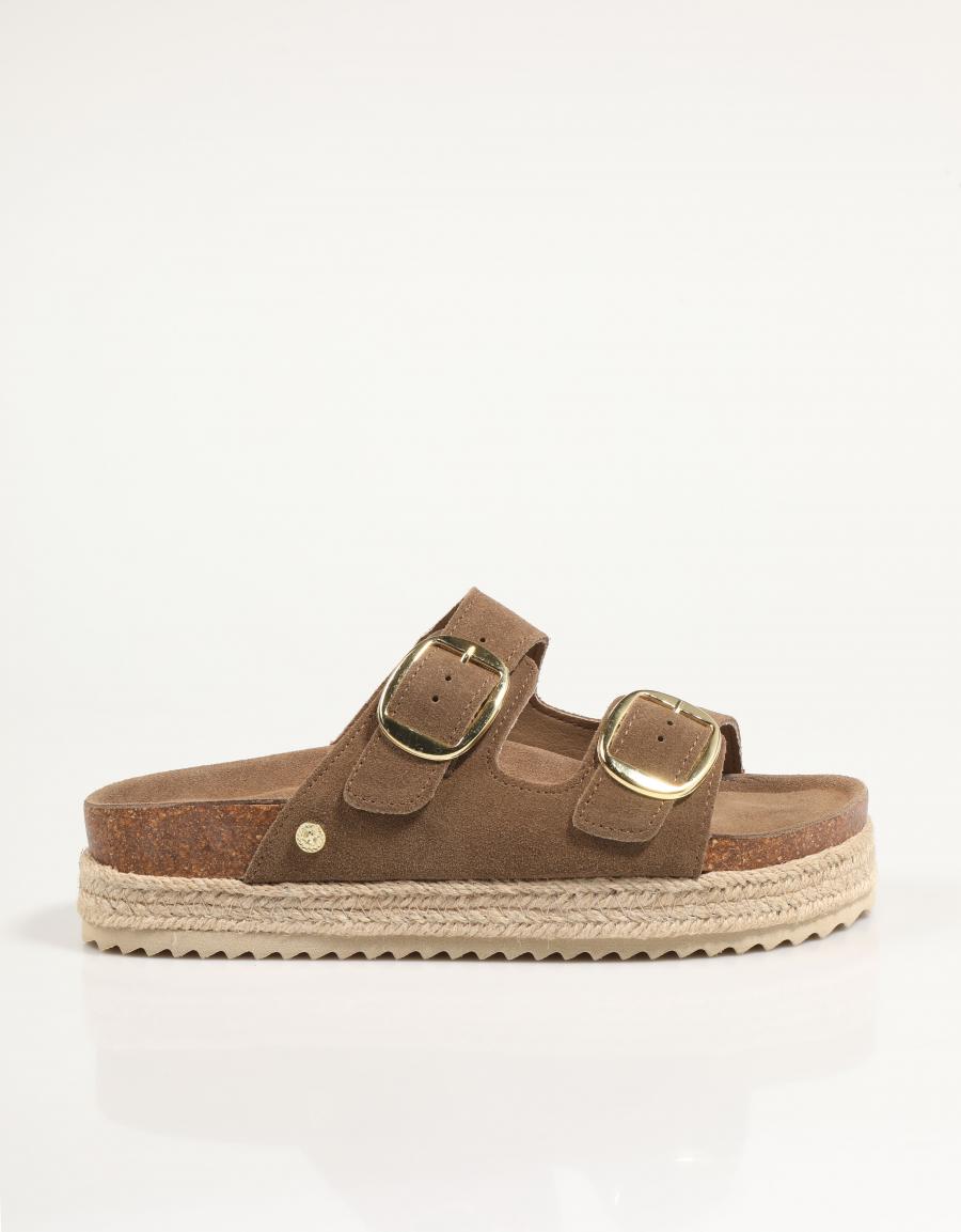 SANDALIAS XTI 143635 en color Taupe