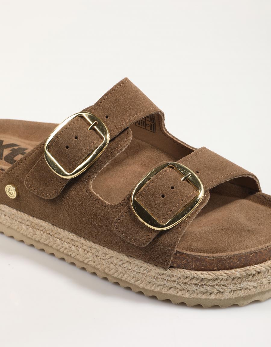 SANDALIAS XTI 143635 en color Taupe