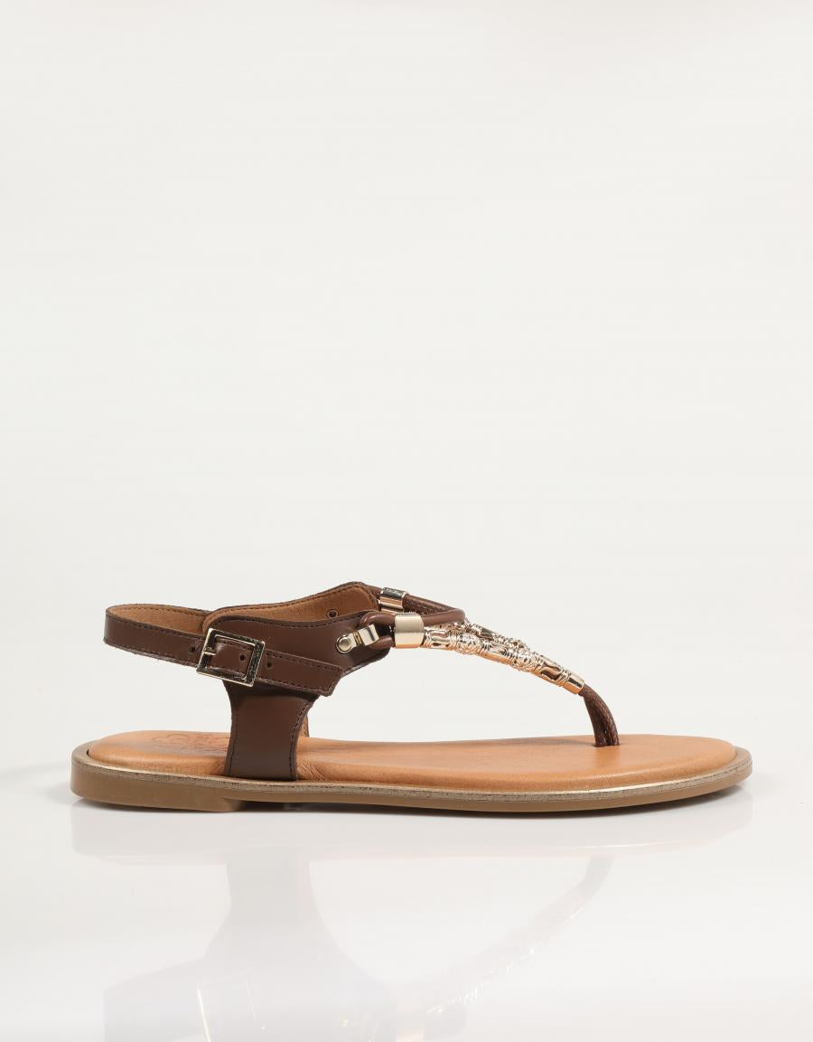 SANDALIAS PORRONET 3112 en color Marron