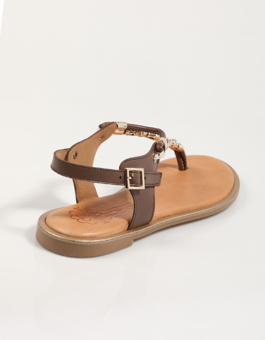 SANDALIAS PORRONET 3112 en color Marron