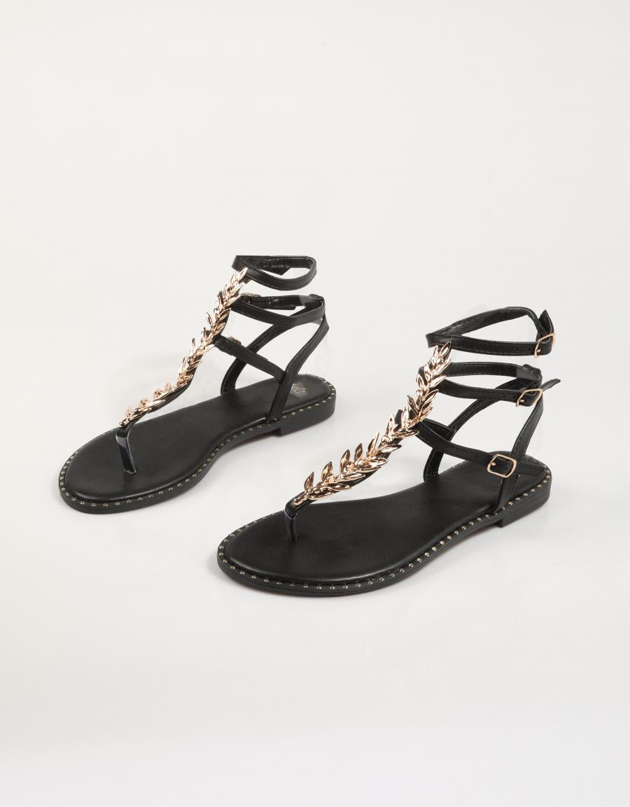 SANDALIAS EXE P4015 7 en color Negro
