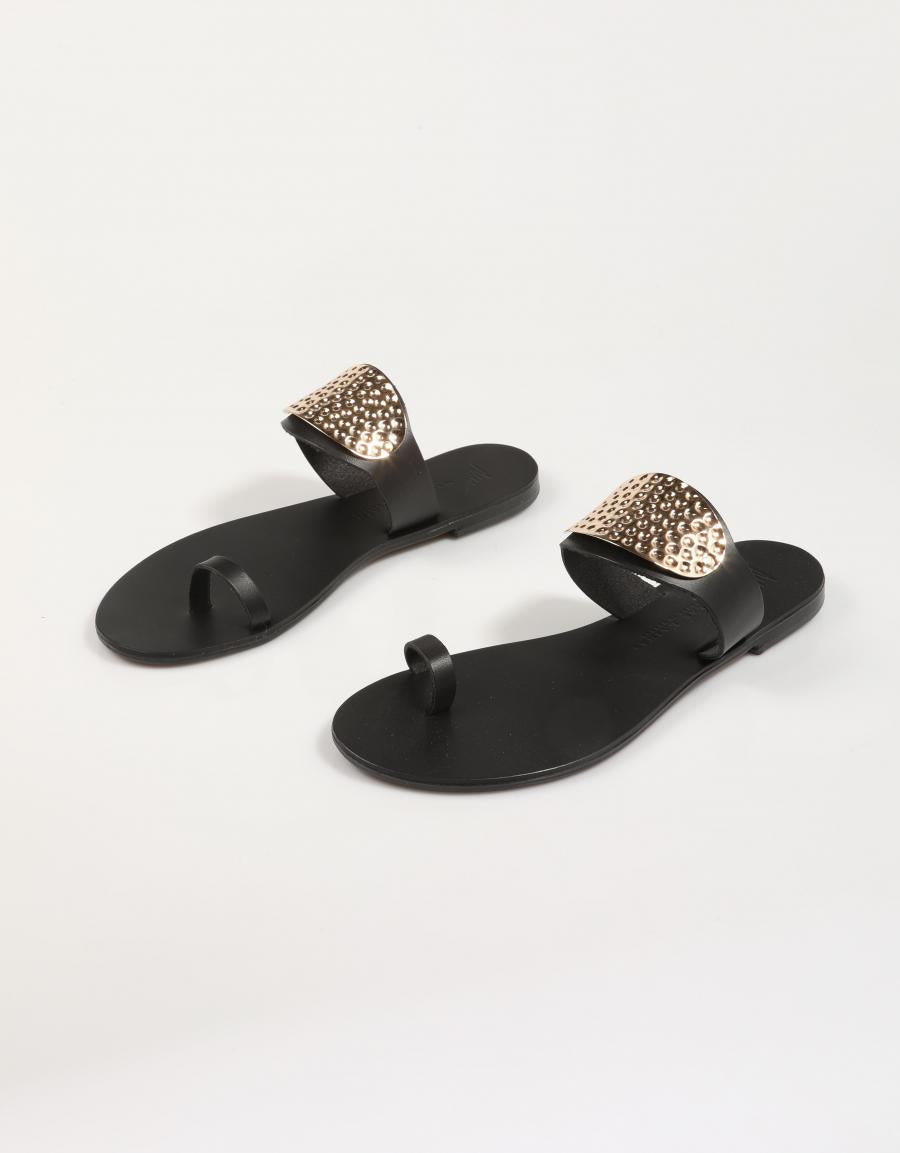SANDALIAS NICOLAS LAINAS 242 en color Negro