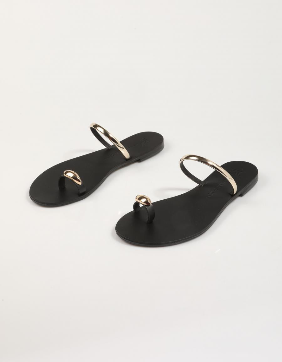 SANDALIAS NICOLAS LAINAS 313L T en color Negro