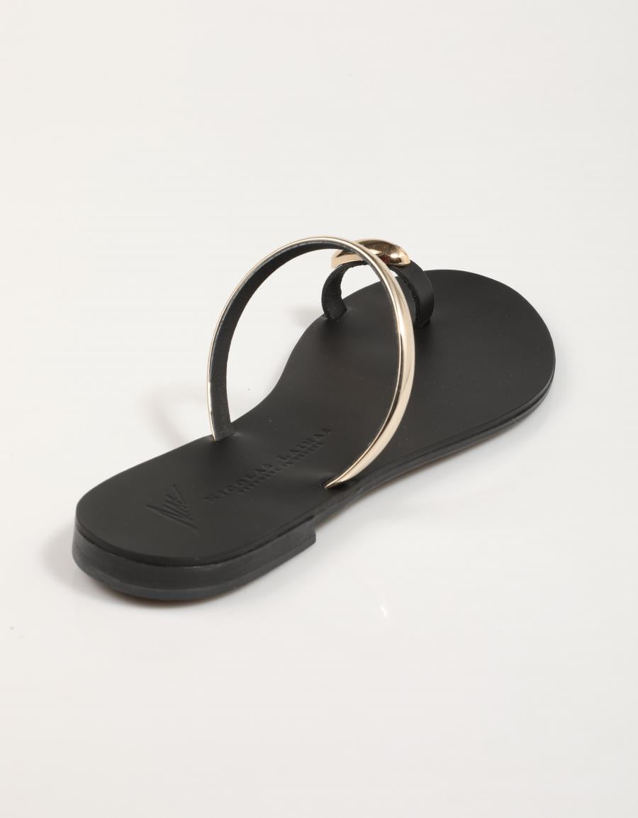 SANDALIAS NICOLAS LAINAS 313L T en color Negro