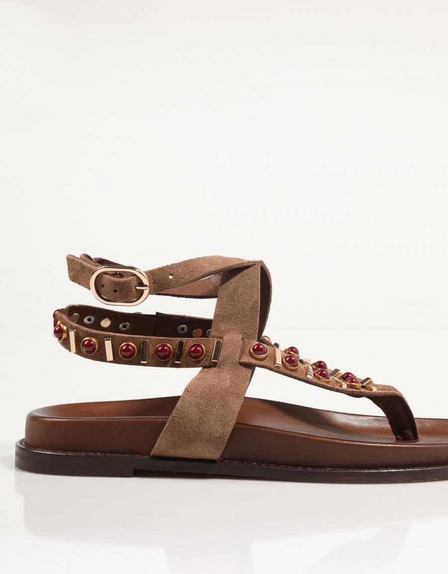 SANDALIAS INUOVO D51001 en color Cuero