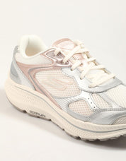 ZAPATILLAS SKECHERS GO RUN CONSISTENT 2 0 VOLT en color Blanco