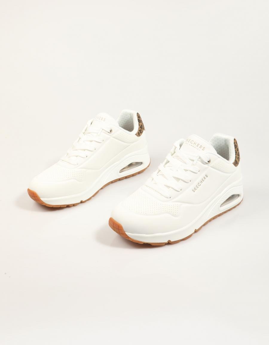 ZAPATILLAS SKECHERS UNO JUNGLE NITE en color Blanco