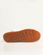 ZAPATILLAS SKECHERS UNO JUNGLE NITE en color Blanco