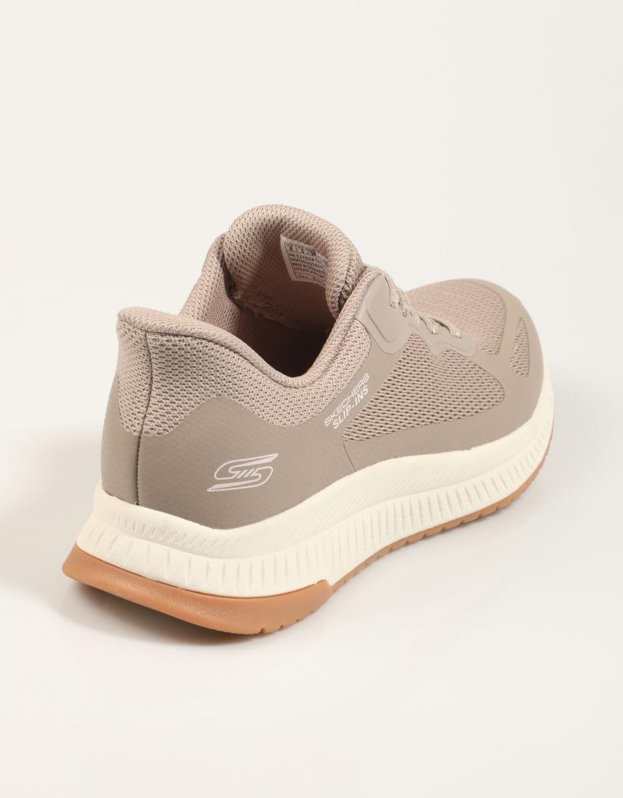 ZAPATILLAS SKECHERS SLIP INS BOBS SQUAD 4 en color Taupe