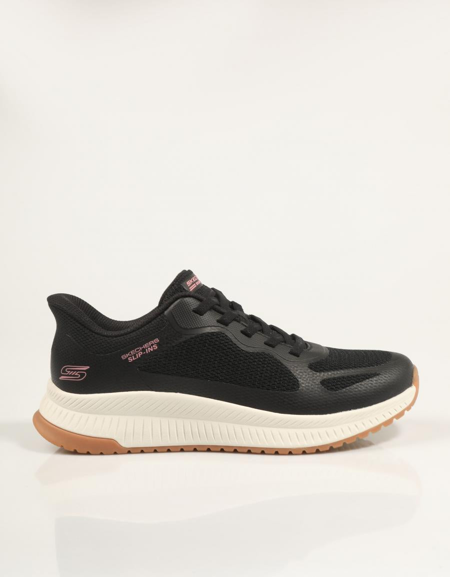 ZAPATILLAS SKECHERS SLIP INS BOBS SQUAD 4 en color Negro