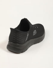 ZAPATILLAS SKECHERS SLIP INS SUMMITS HIGH RANGE en color Negro