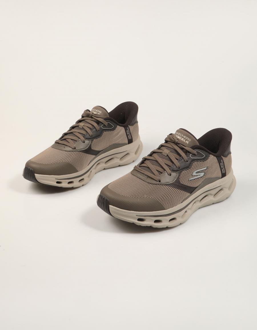 ZAPATILLAS SKECHERS SLIP INS GO WALK GLIDE STEP en color Taupe