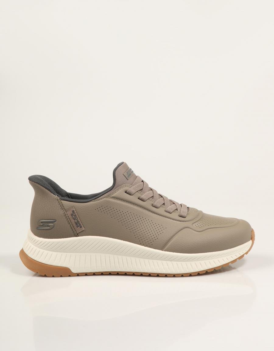 ZAPATILLAS SKECHERS SLIP INS BOBS SPORT SQUAD en color Taupe