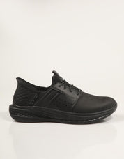 ZAPATILLAS SKECHERS SLIP INS R F SLADE ZACHARY en color Negro