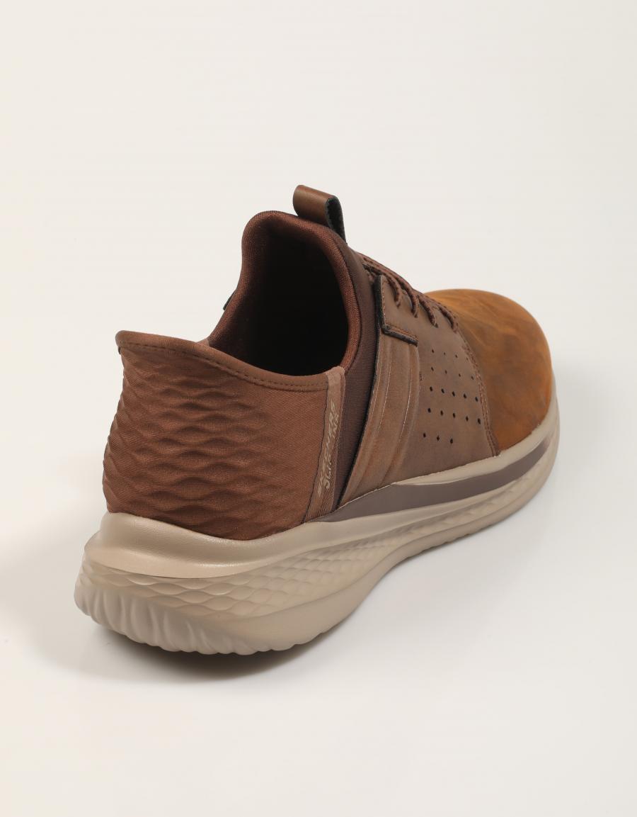 ZAPATILLAS SKECHERS SLIP INS R F SLADE ZACHARY en color Marron