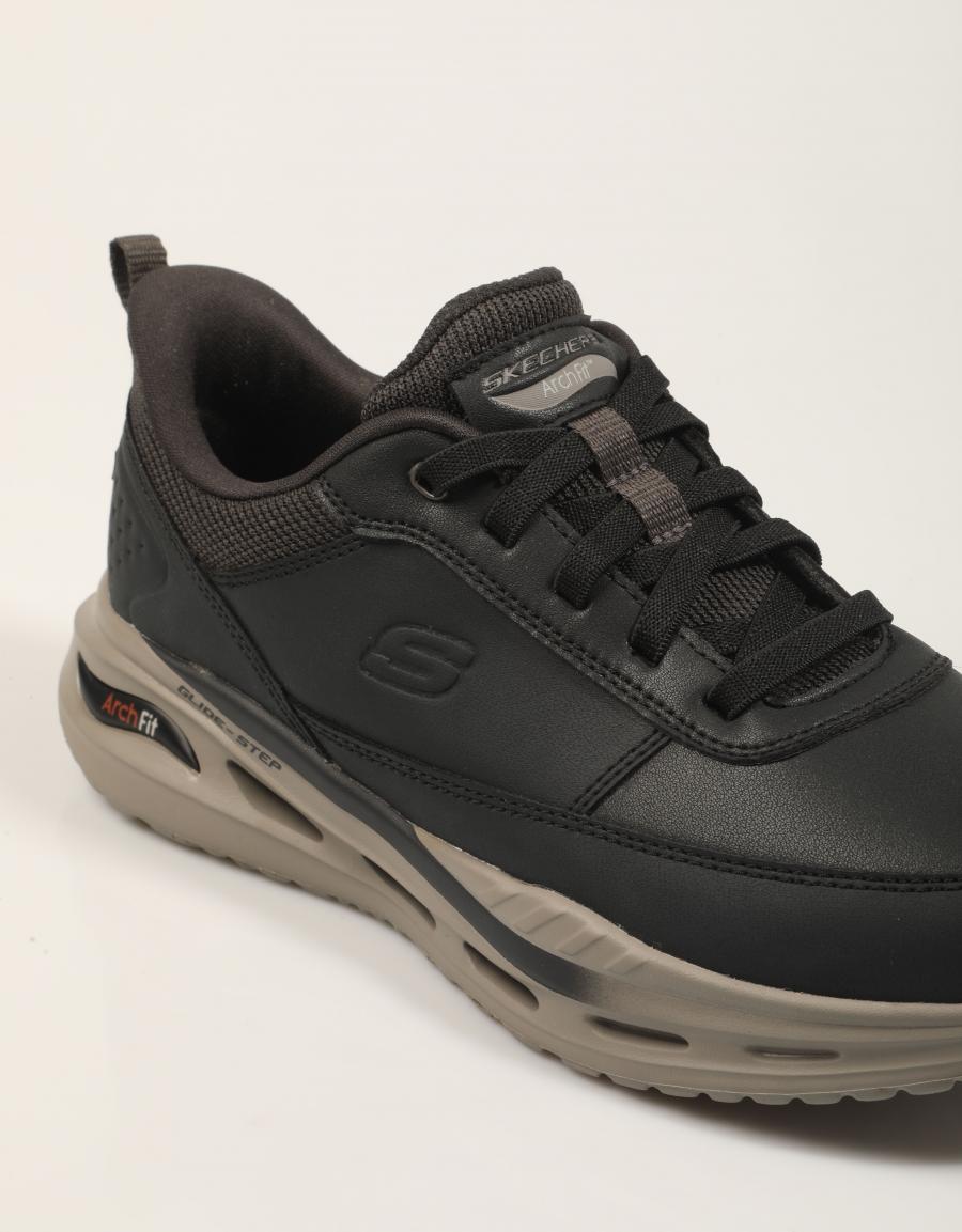 ZAPATILLAS SKECHERS SLIP INS ARCH FIT ORVAN en color Negro