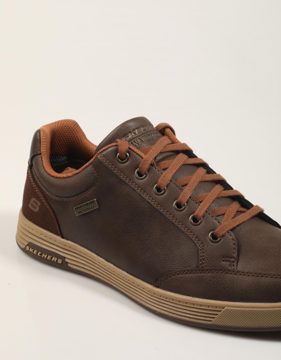 ZAPATILLAS SKECHERS CAVELL SPARKMAN en color Marron
