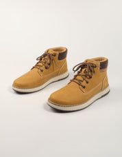 BOTINES SKECHERS RELAXED FIT GARLAN DENO en color Amarillo