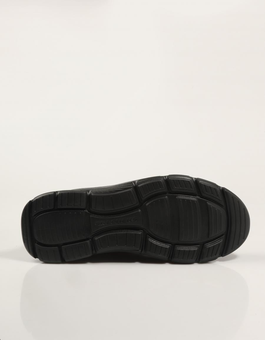 BOTINES SKECHERS ARCH FIT GARZA en color Negro