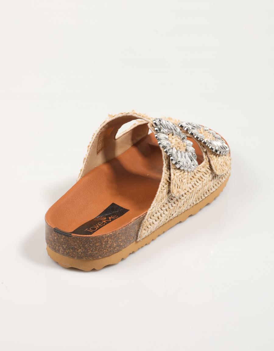 SANDALIAS TAKE ME BIA 2506 en color Beige
