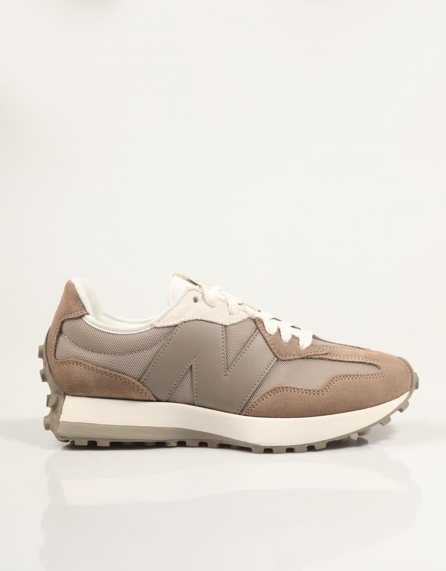 ZAPATILLAS NEW BALANCE  en color Marron