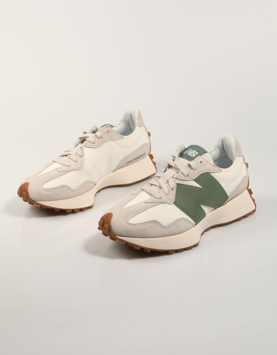 ZAPATILLAS NEW BALANCE  en color Blanco