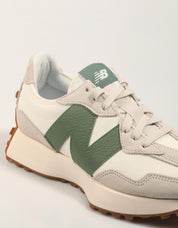ZAPATILLAS NEW BALANCE  en color Blanco