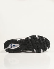 ZAPATILLAS NEW BALANCE  en color Gris