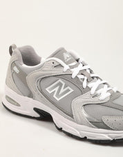 ZAPATILLAS NEW BALANCE  en color Gris