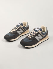 ZAPATILLAS NEW BALANCE U574 en color Azul marino