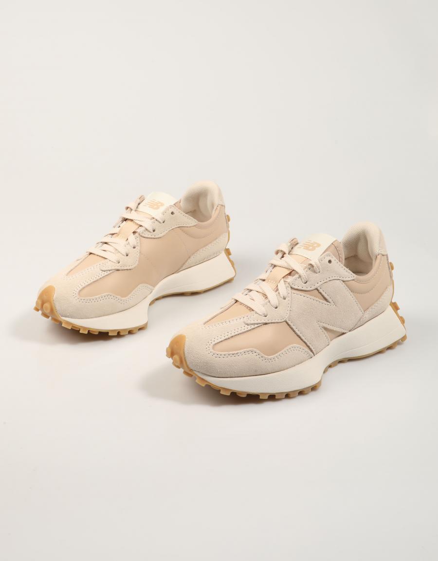 ZAPATILLAS NEW BALANCE WS327 en color Beige