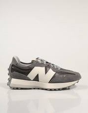 ZAPATILLAS NEW BALANCE WS327 en color Negro