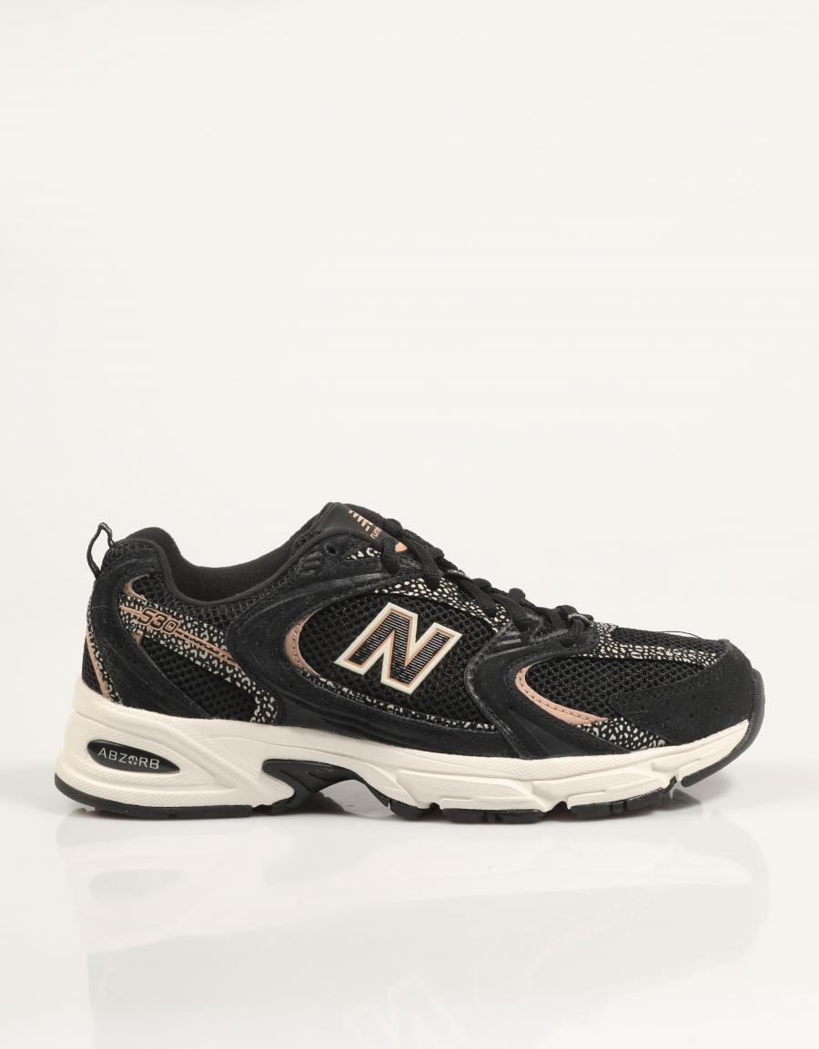 ZAPATILLAS NEW BALANCE U530 en color Negro