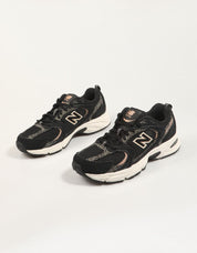 ZAPATILLAS NEW BALANCE U530 en color Negro