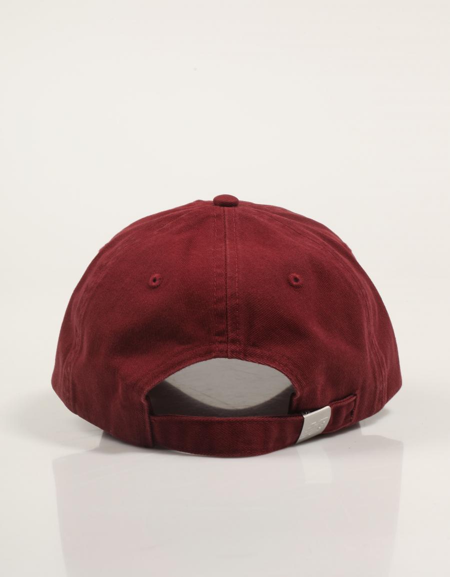 GORRA NEW BALANCE PANEL CLASSIC HAT en color Burdeos