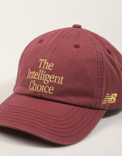 GORRA NEW BALANCE PANEL THE INTELLIGENT CHOICE HAT en color Burdeos