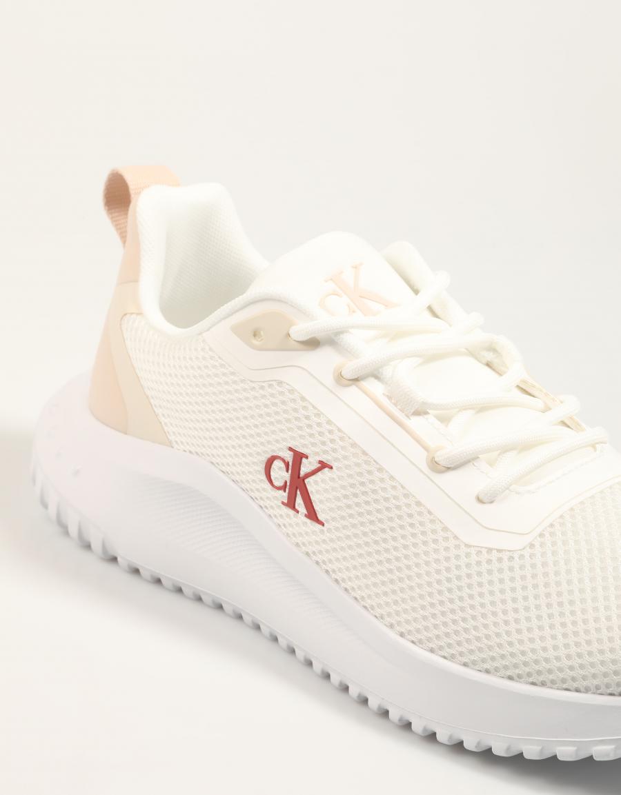 ZAPATILLAS CALVIN KLEIN EVA RUNNER L UP MIX en color Blanco