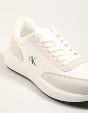ZAPATILLAS CALVIN KLEIN ATHLE RUNNER NYLON MIX NW LOGO en color Blanco