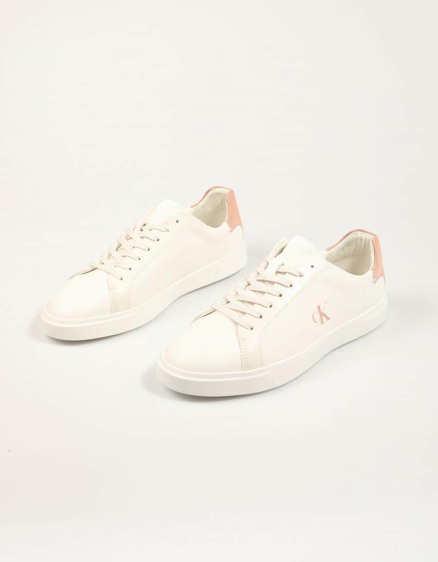 ZAPATILLAS CALVIN KLEIN LOW PRO CUPS LTH MG en color Blanco