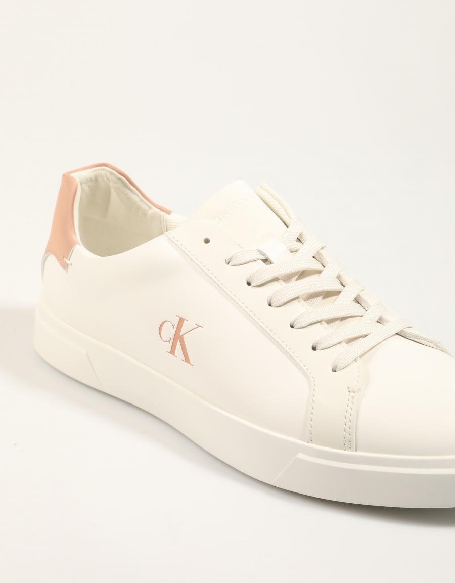 ZAPATILLAS CALVIN KLEIN LOW PRO CUPS LTH MG en color Blanco