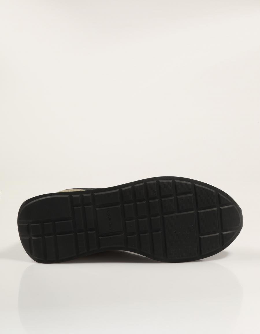 ZAPATILLAS CALVIN KLEIN RETRO RUNNER  LACE UP NYLON MG en color Negro