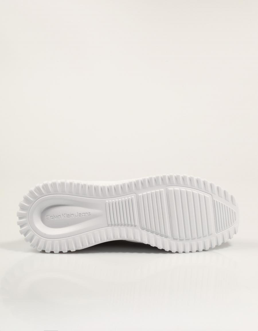 ZAPATILLAS CALVIN KLEIN EVA RUNNER DRAWSTRING MIX MG en color Negro