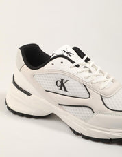 ZAPATILLAS CALVIN KLEIN HIKE RUNNER MESH MIX en color Blanco
