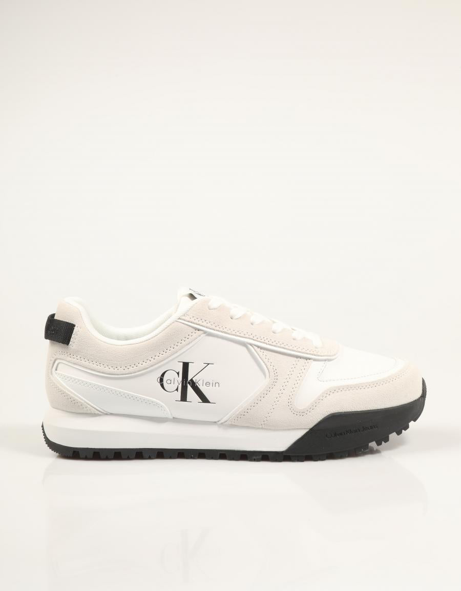 ZAPATILLAS CALVIN KLEIN TOOTHY RUNNER IRREGULAR LINES en color Blanco