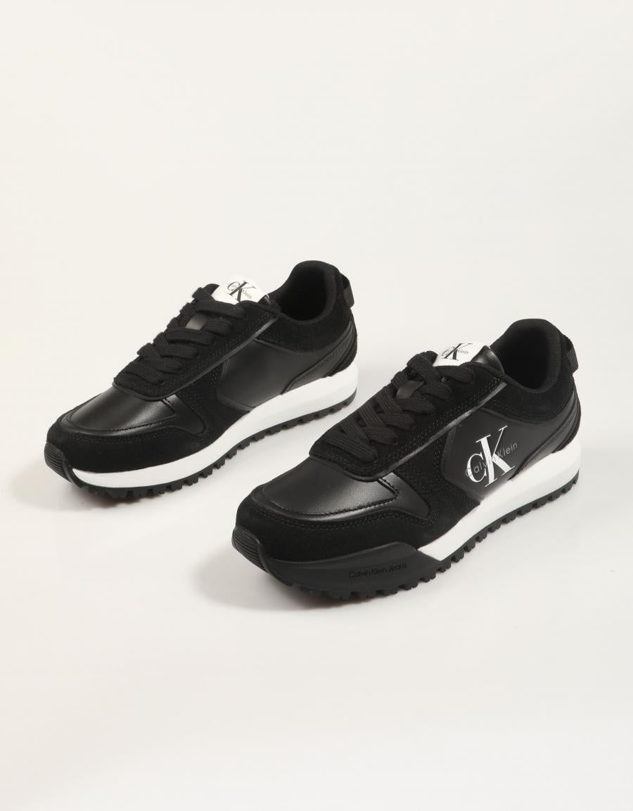ZAPATILLAS CALVIN KLEIN TOOTHY RUNNER LACEUP MIX ML en color Negro