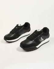 ZAPATILLAS CALVIN KLEIN TOOTHY RUNNER LACEUP MIX ML en color Negro