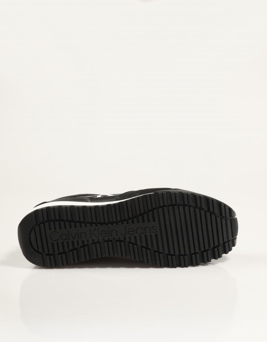 ZAPATILLAS CALVIN KLEIN TOOTHY RUNNER LACEUP MIX ML en color Negro