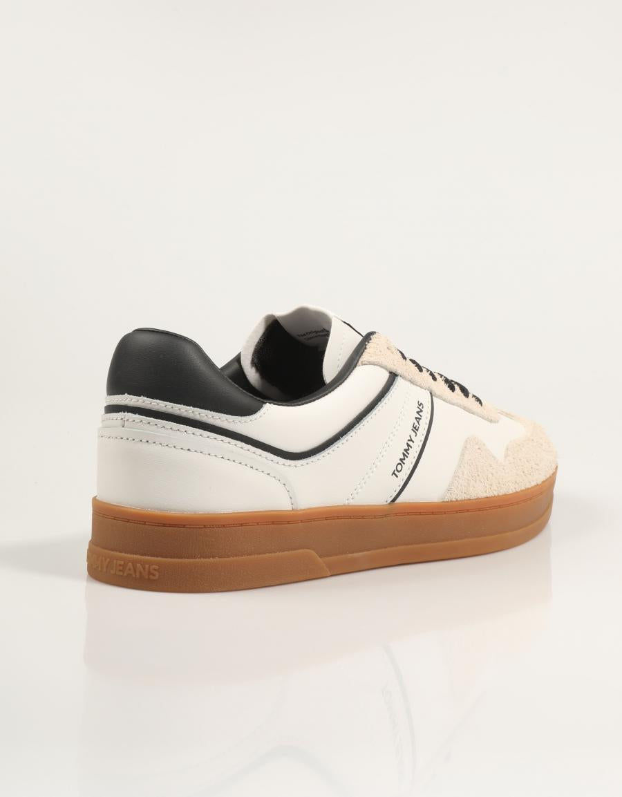ZAPATILLAS TOMMY HILFIGER THE GREENWICH LEATHER en color Blanco