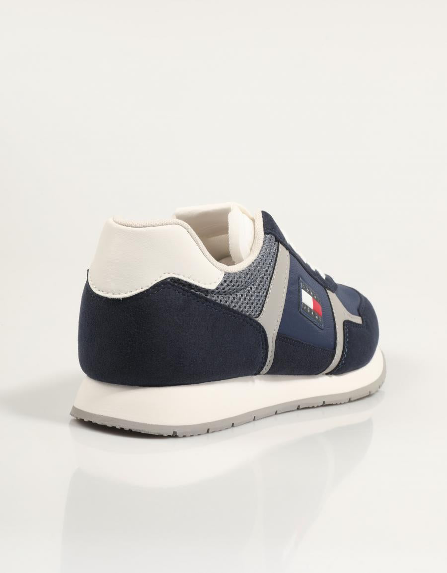 ZAPATILLAS TOMMY HILFIGER TJM RUNNER CASUAL en color Azul marino