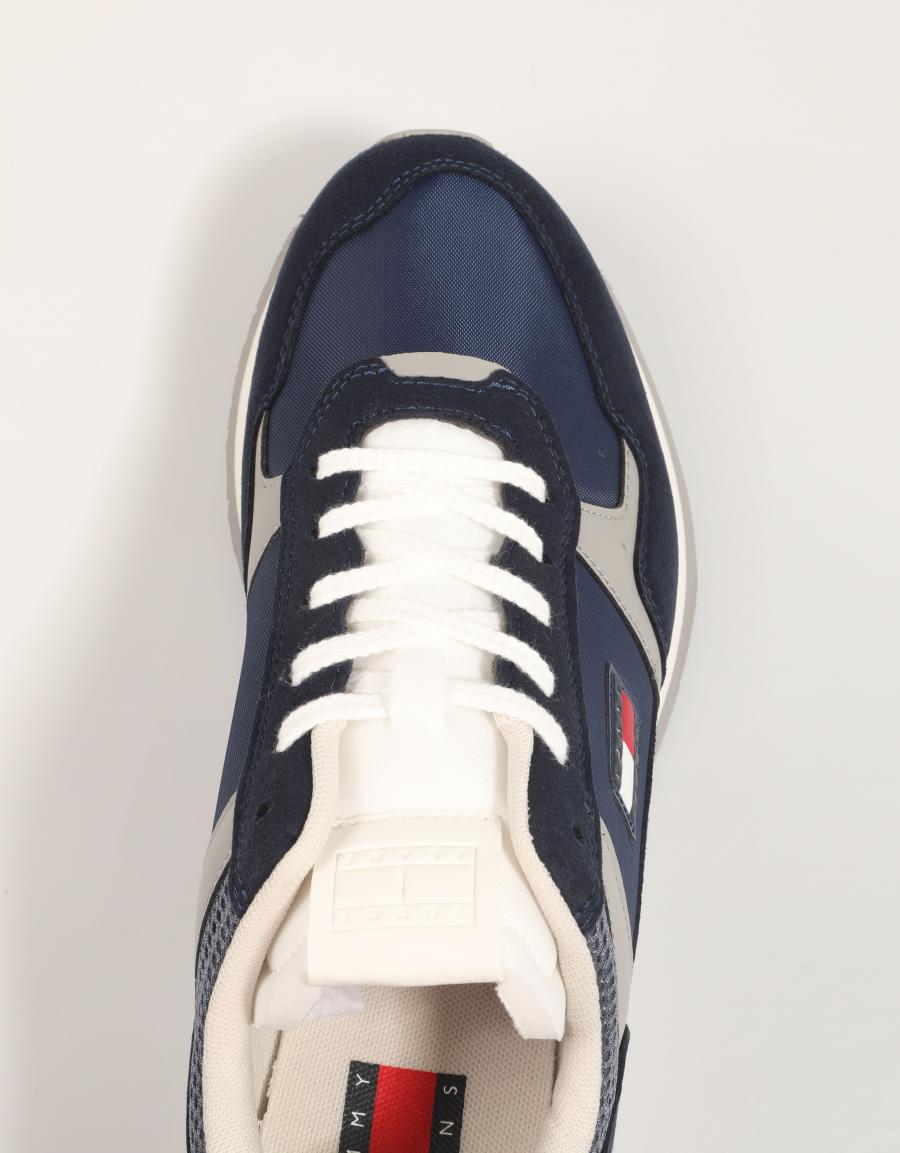 ZAPATILLAS TOMMY HILFIGER TJM RUNNER CASUAL en color Azul marino